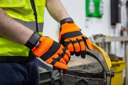 Majestic 2137HY/HO Hi Vis Armor Skin Mechanics Gloves