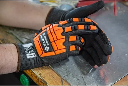 Majestic 35-5465 X15 KorPlex Gloves - Cut Level A4, Impact 2