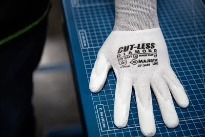 Majestic 37-3435 Dyneema White Gloves - Cut Level A3